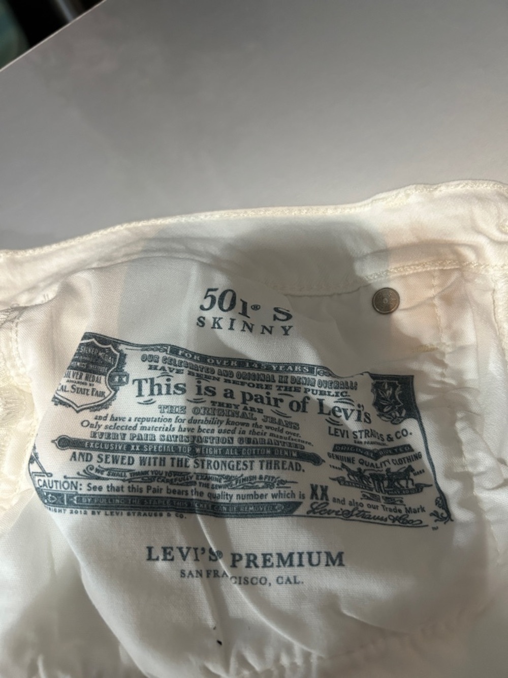 Levi's White Multi Button Straight Jeans Size W32/L28 - Picture 10 of 13